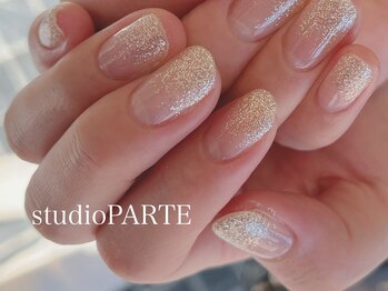 スタジオパルテ ネイルアイラッシュ(studio PARTE)/ラメグラデーション