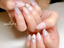 ネイルトップエクル(nail top E CRU)/