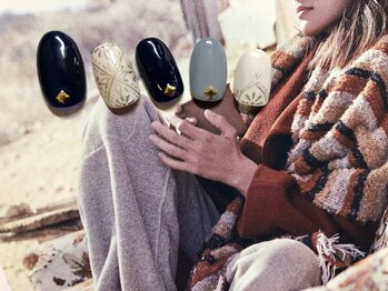 クワイ(Qui)/タイル柄ネイル