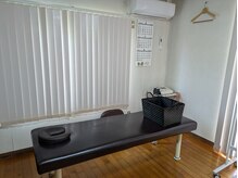 整体院みずたまの雰囲気（施術中はカーテンを閉め、周りが気にならないようにしております）