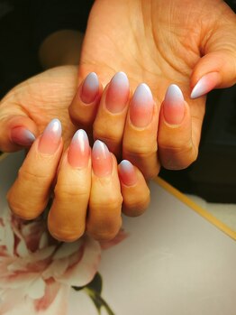 ネイルルーム プリル(Nail Room pulir)/