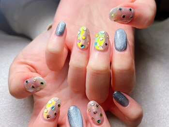 アルーラ 武蔵小杉(Alura)/マグネット　ビジューネイル