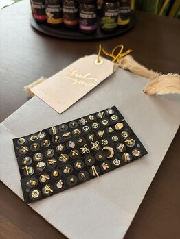 ヤスコルーム(835.room)/最新耳ツボジュエリー