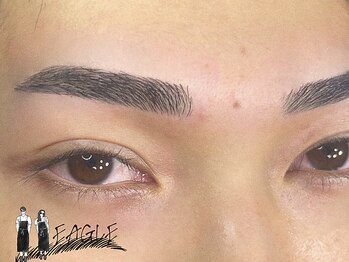 イーグル 元町(EAGLE)の写真/眉毛サロン初心者の男性も歓迎！プロの眉毛スタイリングで第一印象UP☆骨格に合う眉毛で理想の清潔感へ◎