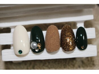 ネイルサロン ユーア(Yu a)/定額デザイン*8980