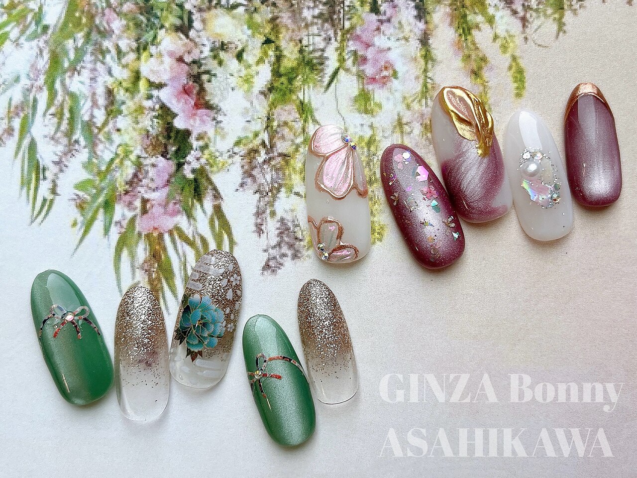 2025年-2026年冬トレンド】グリーン フラワーのネイルデザイン集｜人気