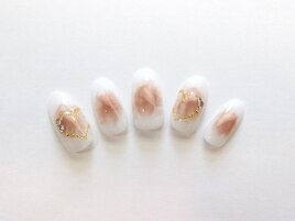 ハートチークネイル
