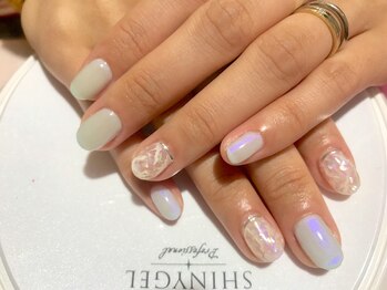 ピャーリーラルキー(pyaarii laRkii)/