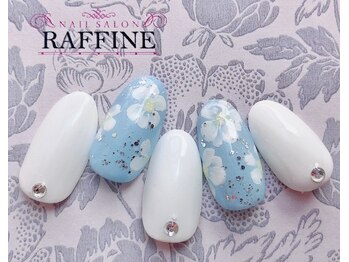 ネイルサロンアンドスクール ラフィーネ 池袋店/キレイめフラワー ¥6990