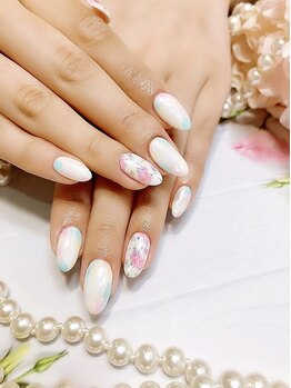 ネイルステーション ブルー(Nail Station BLUE)の写真/《群馬では珍しい!!話題のオートジェルネイル》デザインの多さが自慢☆片手ずつ別のデザインもOK◎