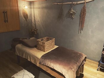 ボディケアサロン ウタタネ(UTATANE)/施術ルーム（2F）