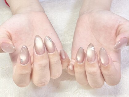 アンドシュシュネイル(&CHOU CHOU nail)の写真