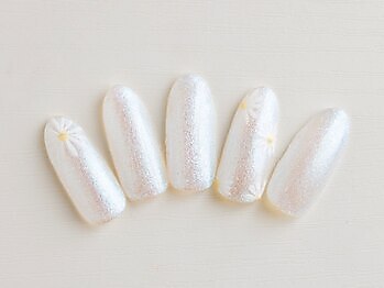 アリエル(Ariel)/フラワーネイル