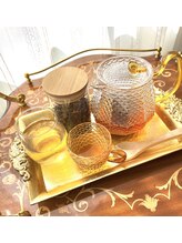 心開花 秋葉原(Shinkaika)/ドリンクサービス 東方美人茶