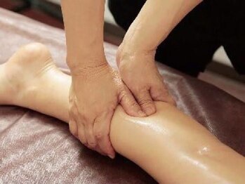 ラビィ(lovie)の写真/【頭の先からつま先まで徹底ケア!】日々の疲れ撃退lovieのオイルリンパマッサージ☆アロマオイルリンパも◎