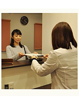 天寿堂整骨院 天寿堂鍼灸マッサージ院/施術の流れ 1 受付