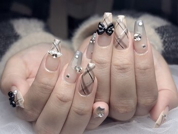 ジュジュネイルサロン 渋谷(JUJU NAIL SALON)の写真/爪の状態を見ながら貴方にピッタリのデザインをご提案!!爪が弱いけど長さを出したいなどのお悩みを解決★