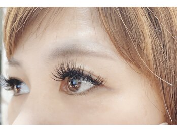 バリニーズエステ アムリタ(AMRTA)の写真/【フラットラッシュ・3Dボリュームラッシュ有り◆】ボリューミーな目元へ！嬉しい付け放題メニュー! 