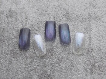 アイビー(Aivy)/透け感マグネットネイル