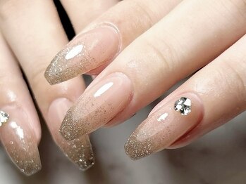 サロン ド ピピ オカザキ(salon de pipi.okazaki)の写真/《パラジェル使用》シンプルだからこそ技術で差がつく☆お仕事上、派手なネイルができない方にもオススメ♪