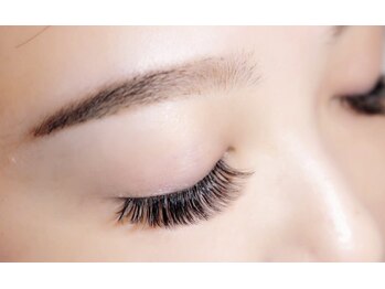 ネイル アイラッシュ ベル(Bell)/ボリュームラッシュ