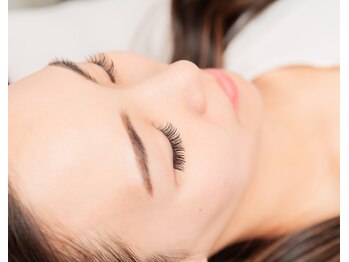 ミリ(Milli)/フラットラッシュ＊Flat Lash