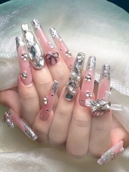ラッキーネイル(lucky nail)の写真/≪存在感のあるパーツを豊富にご用意≫あなたに似合うとっておきの指先を演出します♪
