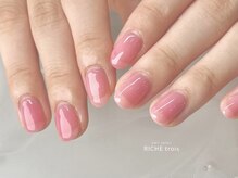 リッシュ トロワ(RICHE trois)/透け感ちゅるん！ピンクネイル