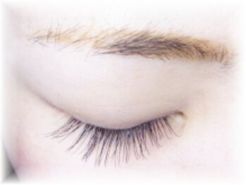 セレビアイ 立川店/太さ0.1ミリのエクステ装着例