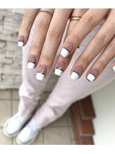 ココロネイル 半田山店(Cocolo nail)/ぱっつんフレンチ