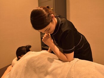 パウワウプレミアム 日本橋高島屋店(POWWOW Premium)/じっくり背中ほぐし