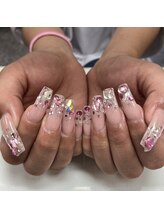 ウェリナ(welina)/キラキラネイル