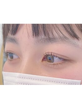 ナチュラル上品な目元にしたい