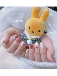 大人可愛いネイル