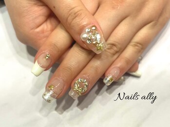 ネイルズアリー 立川店(Nails ally)/ガラスフレンチ×ワンホンネイル