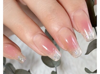 グロスネイル(gloss nail)の写真