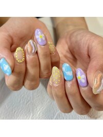 韓国風カラフルネイル