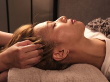 頭をほぐして、心と体をリセットする極上のリラクゼーション