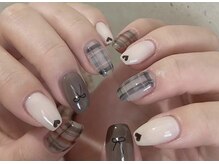 ユリナリタ(YuRi Narita)/