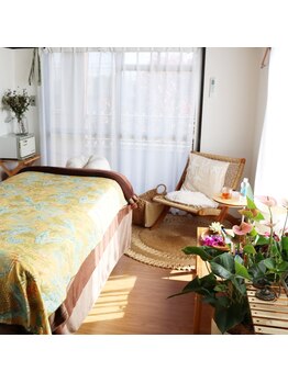 マウナロア/マウナロア ロミロミサロン店内