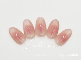 店頭デザイン　担当清水
