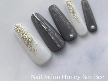 ハニービービー(Honey Bee Bee)/シンプルニュアンスネイル