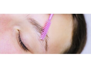 ラプレ 横浜(Lapule)/カナダのeyebrowアーティスト