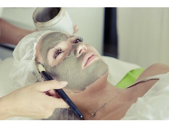 エステサロン ソワン/スポンジアフェイシャル