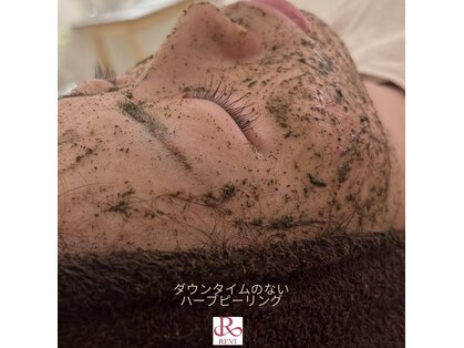 プリュムアイ フェイシャルホーム(prume eye.facial home)の写真