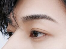 メンズフィオブロウ 大阪梅田店(men's fiio brow)の雰囲気（顔のバランス、骨格のお悩みを確認し、男性に本当に似合う眉へ！）