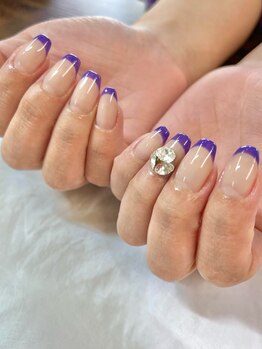 アイティ(aiti)/Vカットストーン+800円追加