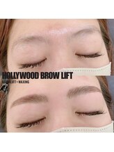 アティランス(ATTIRANCE)/【ハリウッドブロウリフト】