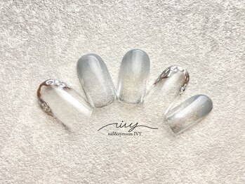 アイヴィー(IVY)/ビジューネイル