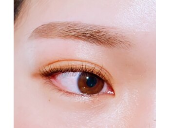 サロンアール(salon R)/まつ毛カール+美眉スタイリング